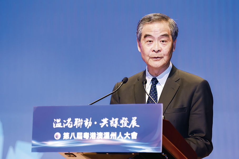 ◆ 梁振英致辭。