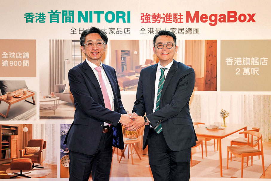 ◆ 杉浦(左)稱，現時正物色選址，計劃在香港開設其他分店。旁為吳鎧廷。