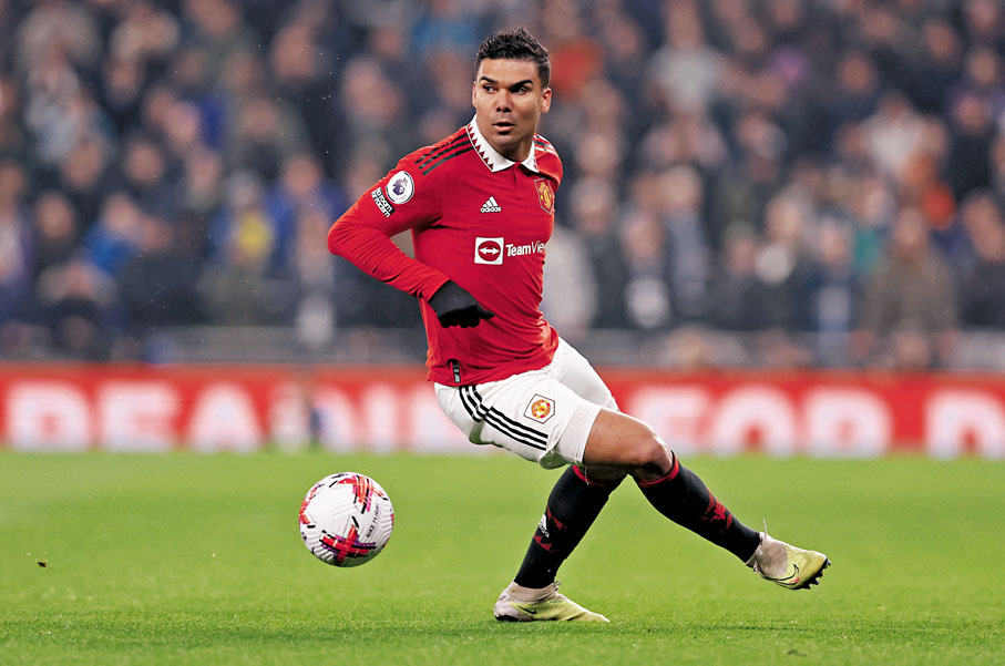 ◆卡斯米路攻守兼備，成為曼聯攻防反擊的一道可靠的中場後盾。 資料圖片