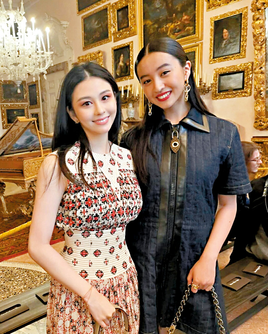 ◆沈月和木村拓哉細女木村光希合影。