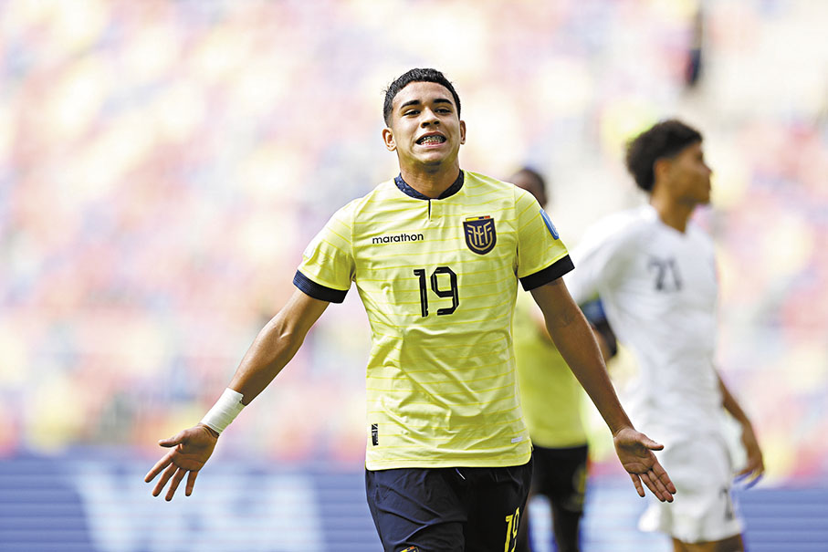 ◆ 派斯先拔頭籌寫下歷史。  美聯社