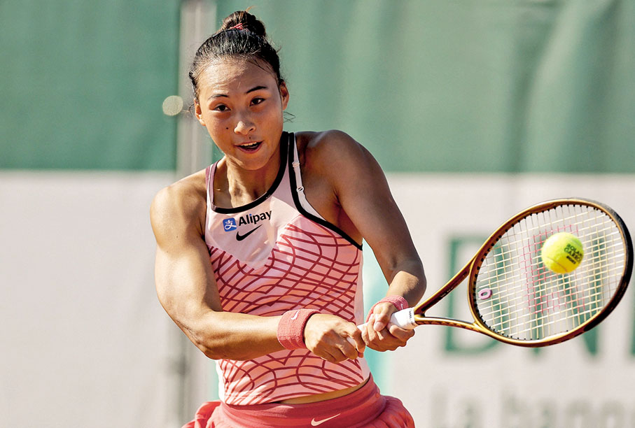 ◆鄭欽文淘汰斯洛文尼亞選手齊丹塞克，晉級法網次輪。 法新社