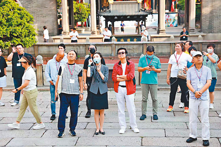 ◆交流團參觀佛山祖廟。