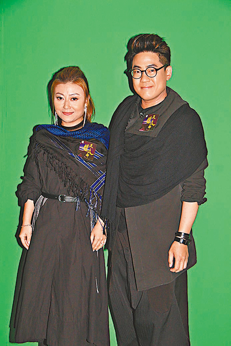 ◆李佳與羅啟豪昨日為外購劇《天龍八部》拍攝片尾曲《倆忘煙水裡》MV。