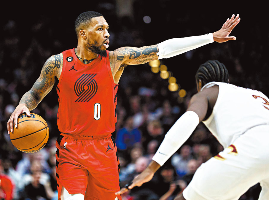 ◆利拿特在NBA賽場一舉手一投足都盡顯霸氣。 資料圖片