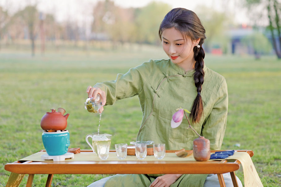 ◆ 沖泡「西施石筧」