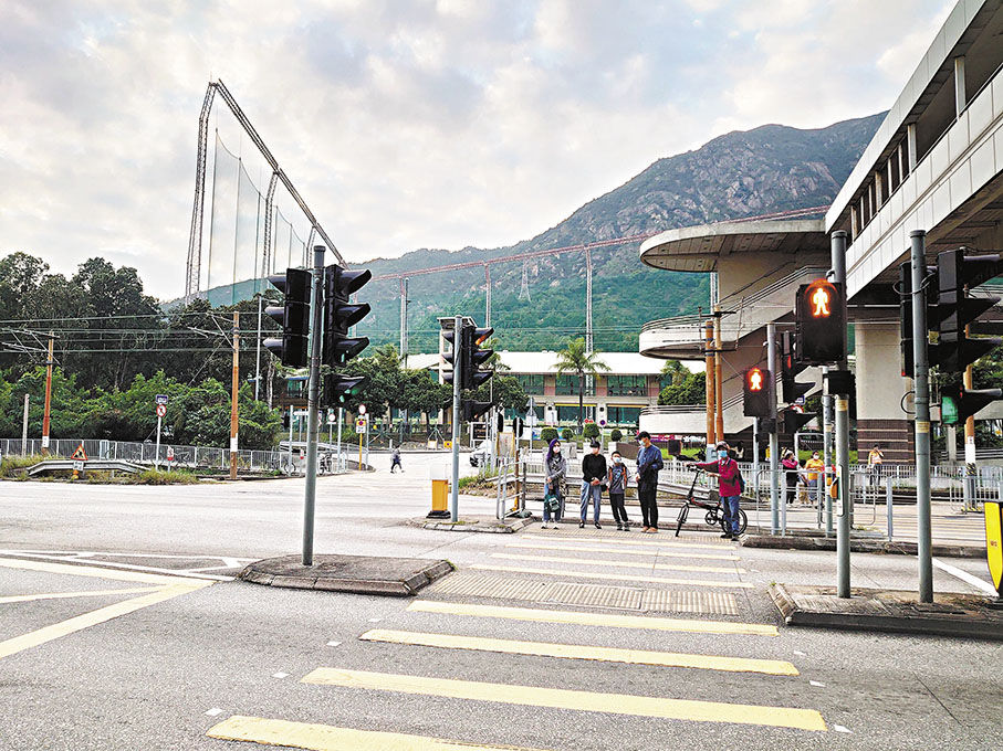 ◆屯門市地段第550號鄰近屯門高爾夫球中心等大型社區設施。 資料圖片