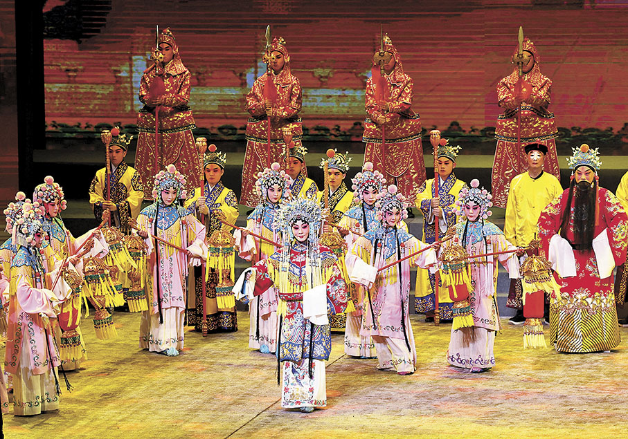 ◆多劇種版《大登殿》。