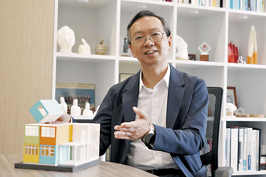 ◆ 戴尚誠透露，為保障機構的營運費用，以免入住率影響其營運持續性，將會設置調節機制。 香港文匯報記者  曾興偉  攝