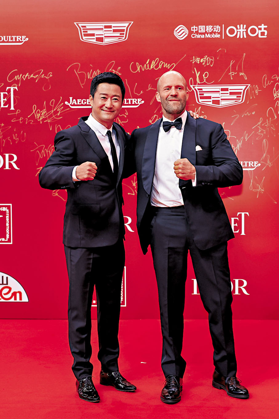 ◆吳京與積遜·史達頓展現豪情一面。