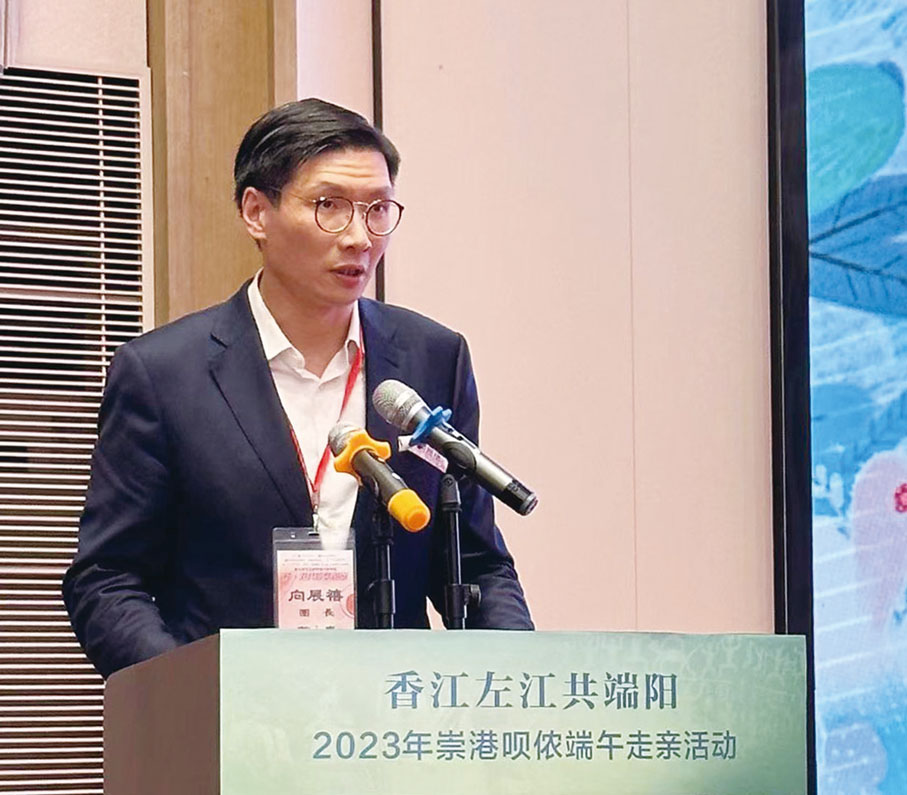 ◆向展禧致辭。