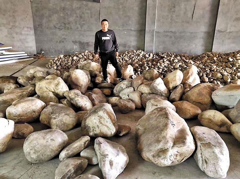 ◆八年前已入駐新疆收石是歐陽偉傑的優勢。受訪者供圖