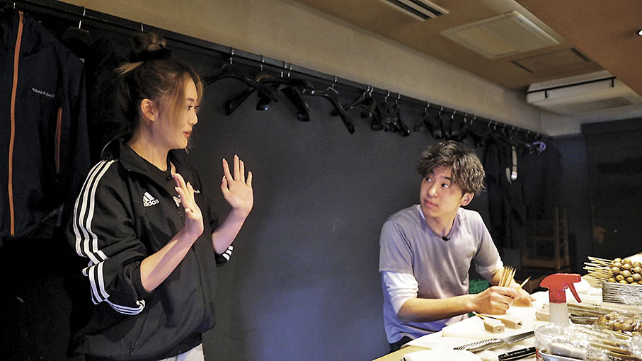 ◆燒鳥串燒店有個「瘦版曾比特」，笑起嚟有少少似陳柏霖。