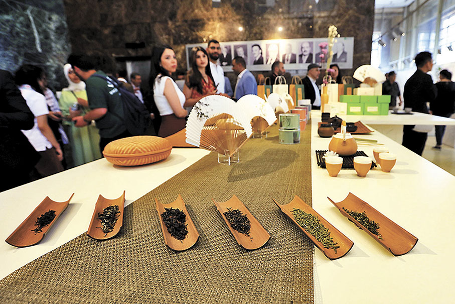 ◆約旦安曼「茶和天下」·雅集活動現場展示的中國茶。