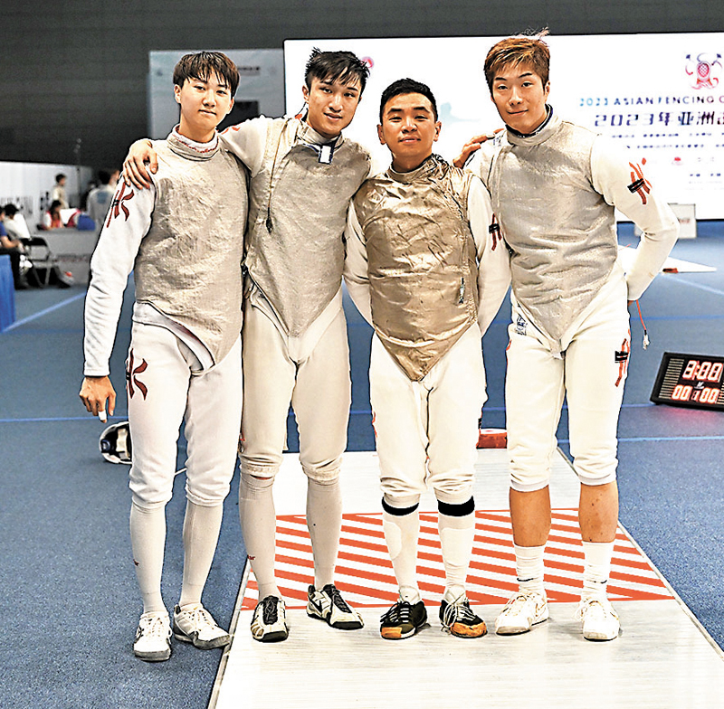 ◆港隊再在亞錦賽獲男花銅牌。 FIE圖片