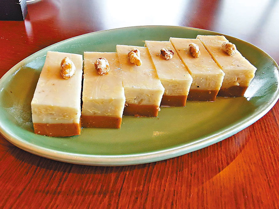 ◆合桃腐皮薏米糕