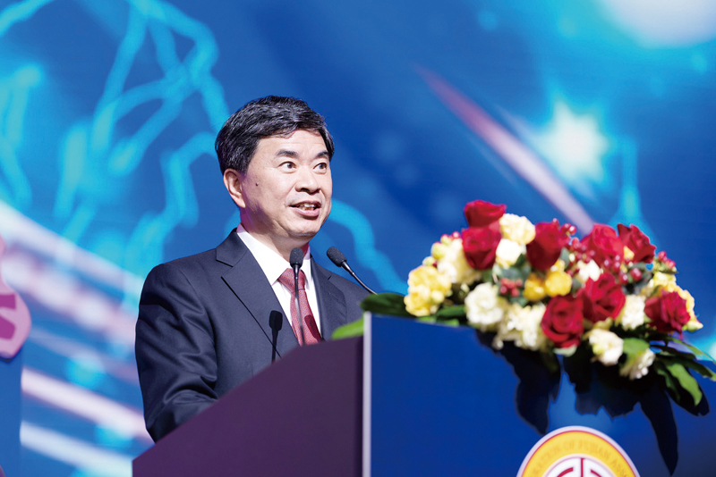 ▲周祖翼致辭。