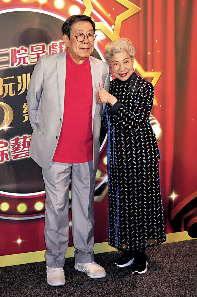 ◆ 胡楓與羅蘭到場支持。