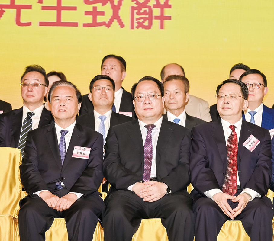 ◆ 左起：劉賜貴、潘雲東、尹宗華。