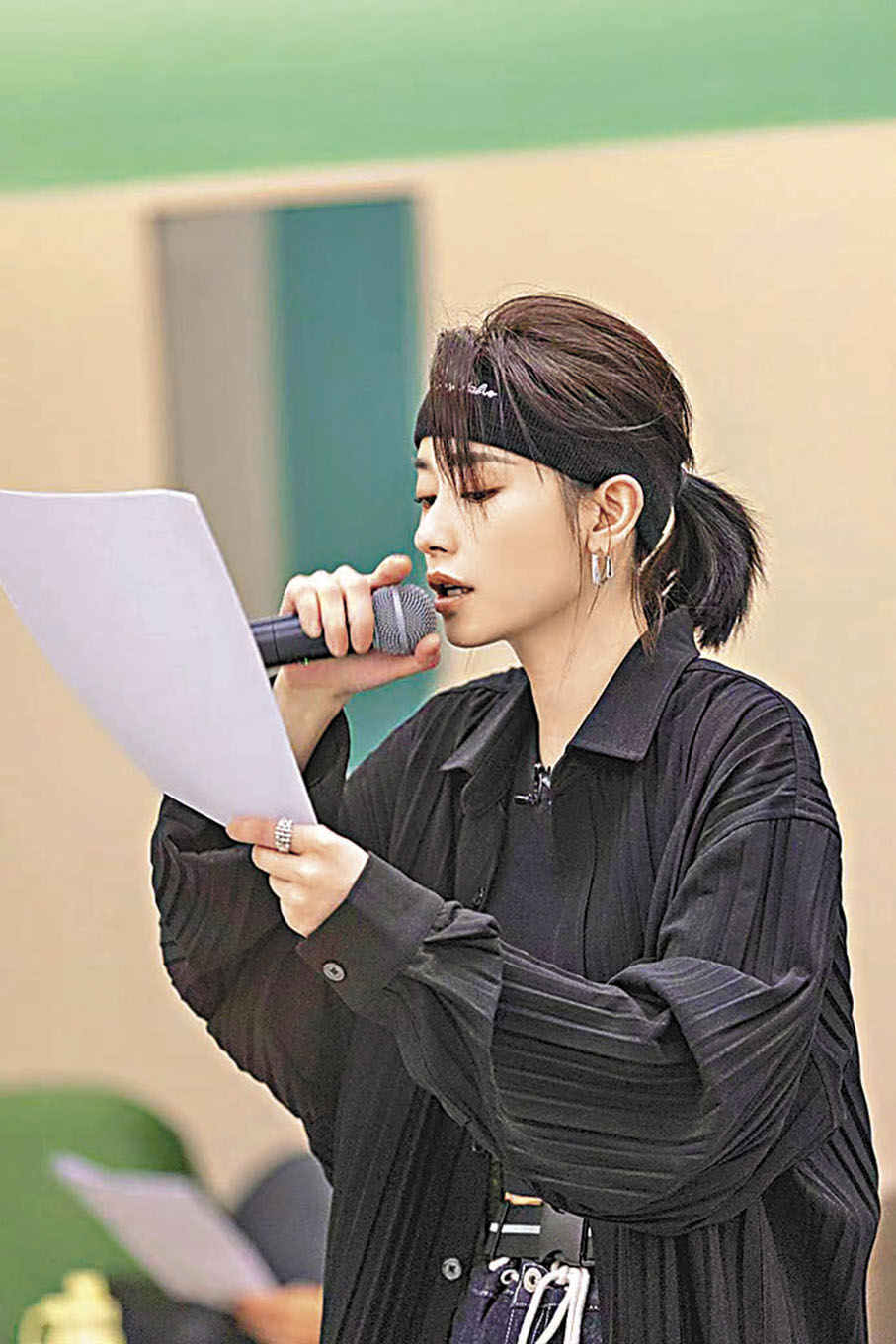 ◆劉雅瑟自認學唱歌好難，就只能勤於練習。