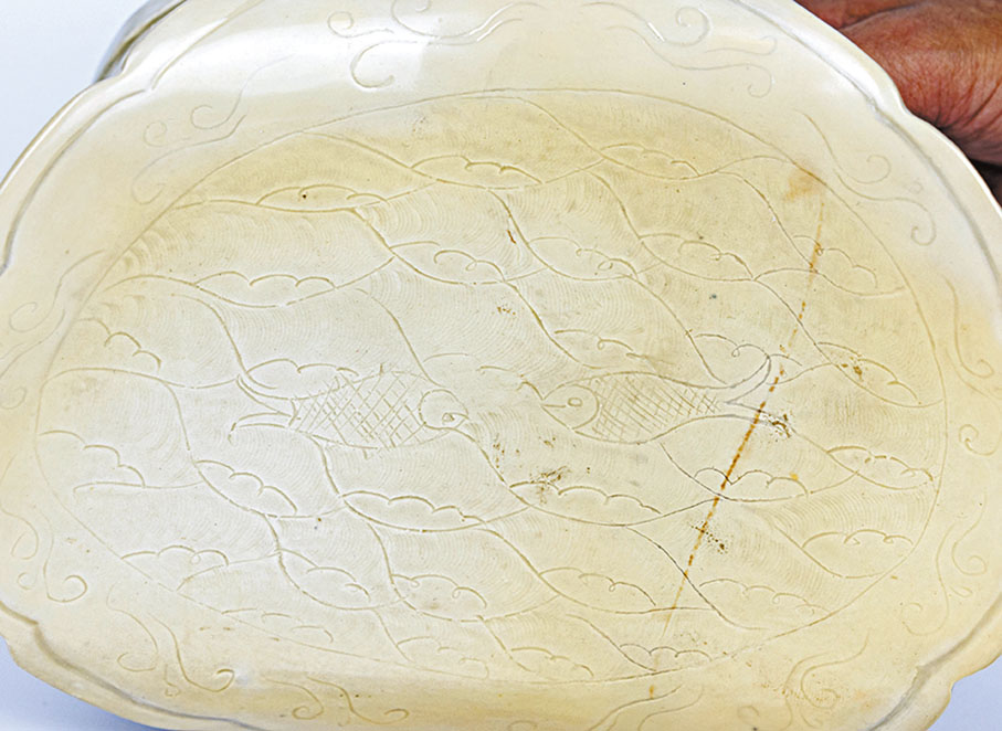 ◆宋定窯白釉仕女枕枕面