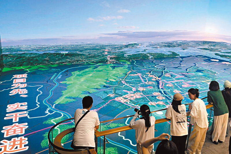 ◆ 學子參觀南昌市城市規劃展示中心。 陳雨婷  攝