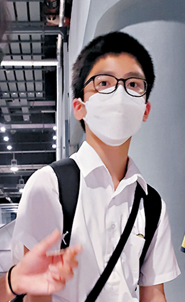 ◆中二生鄭同學　香港文匯報記者鄧偉明 攝