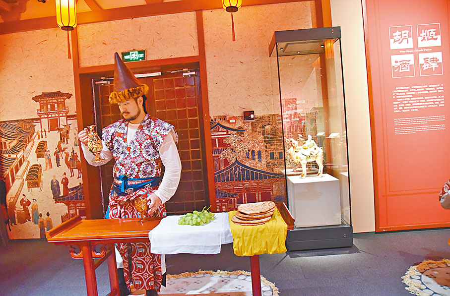 ◆展覽還原了唐長安西市胡商胡人雲集的昔日盛景。