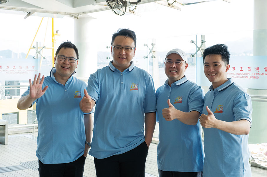 ◆ 左起：香港工商總會副主席王槐裕、立法會議員李世榮、秘書長黃進輝、會董劉迪鴻。