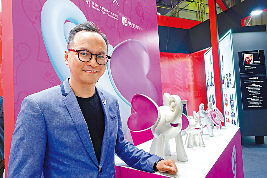 ◆ 黃競表示，香港設計+東莞速度，大灣區潮玩發展前景會更好。香港文匯報記者盧靜怡  攝