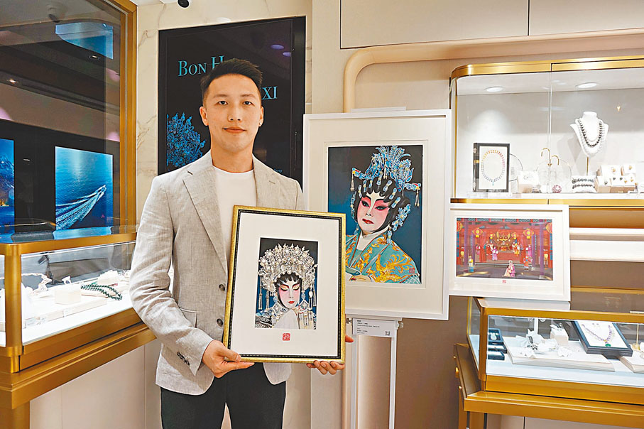 ◆Bon希望以年輕人的方式推動粵劇藝術文化潮流。 張岳悅 攝