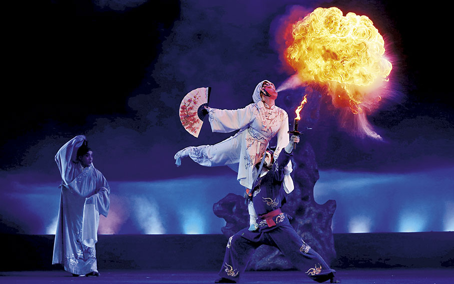 ◆秦腔《再續紅梅緣》中李梅飾李慧娘。