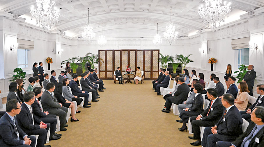 ◆李家超與中華人民共和國駐新加坡共和國特命全權大使孫海燕會面。