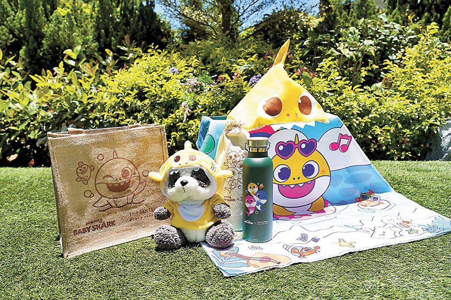 ◆入住的小客人更可獲贈主題購物袋、主題保溫水瓶與主題可愛沙灘巾斗篷等。