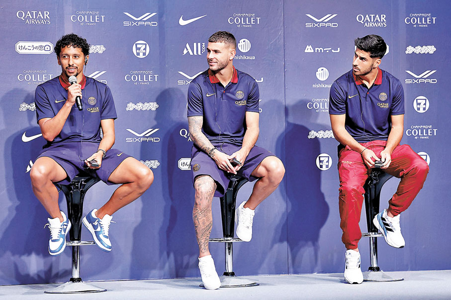 ◆(左起)馬昆奴斯、盧卡斯靴南迪斯和馬高阿辛斯奧，昨日在賽前發布會中與媒體見面。  法新社