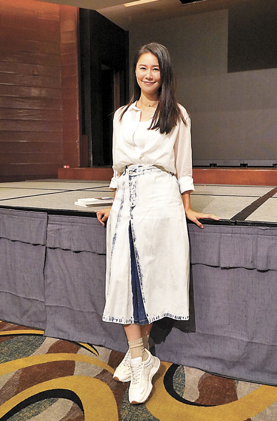 ◆黃翠如笑言終於有新書給爸爸看了。