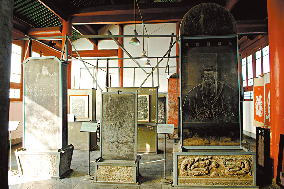 ◆西安碑林館藏眾多珍貴碑刻。