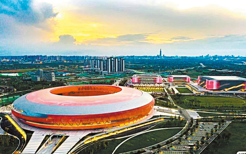 ◆黃昏下的成都東安湖大運會場館