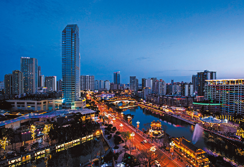 ◆夜幕下的成都市合江亭。