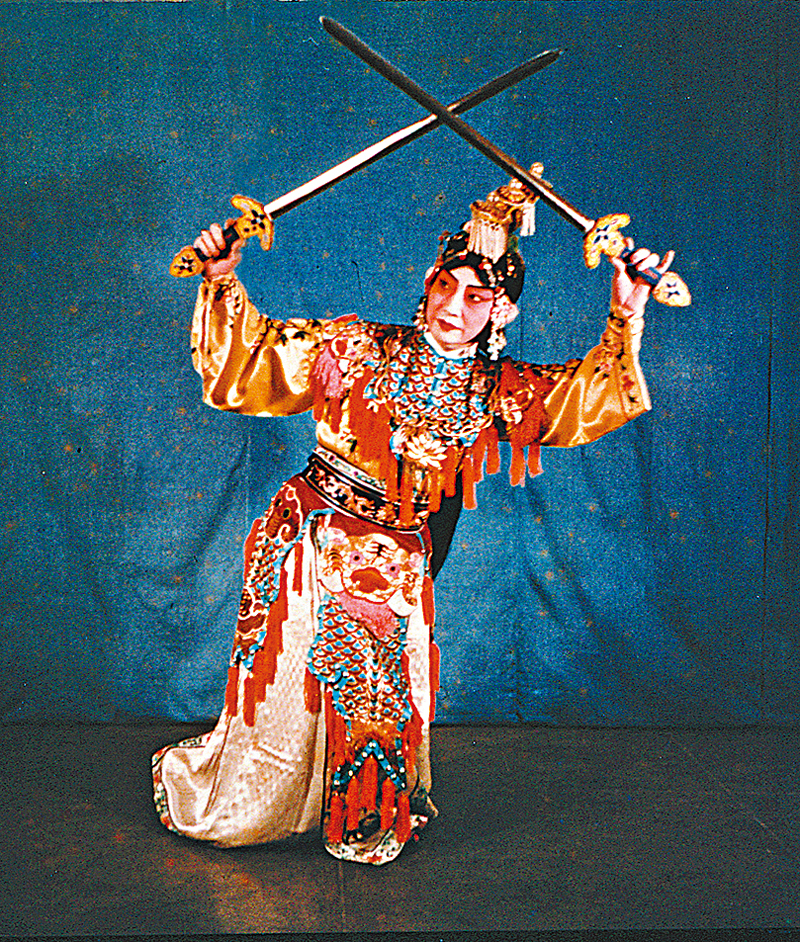 ◆梅蘭芳拍電影《霸王別姬》舞劍片段。