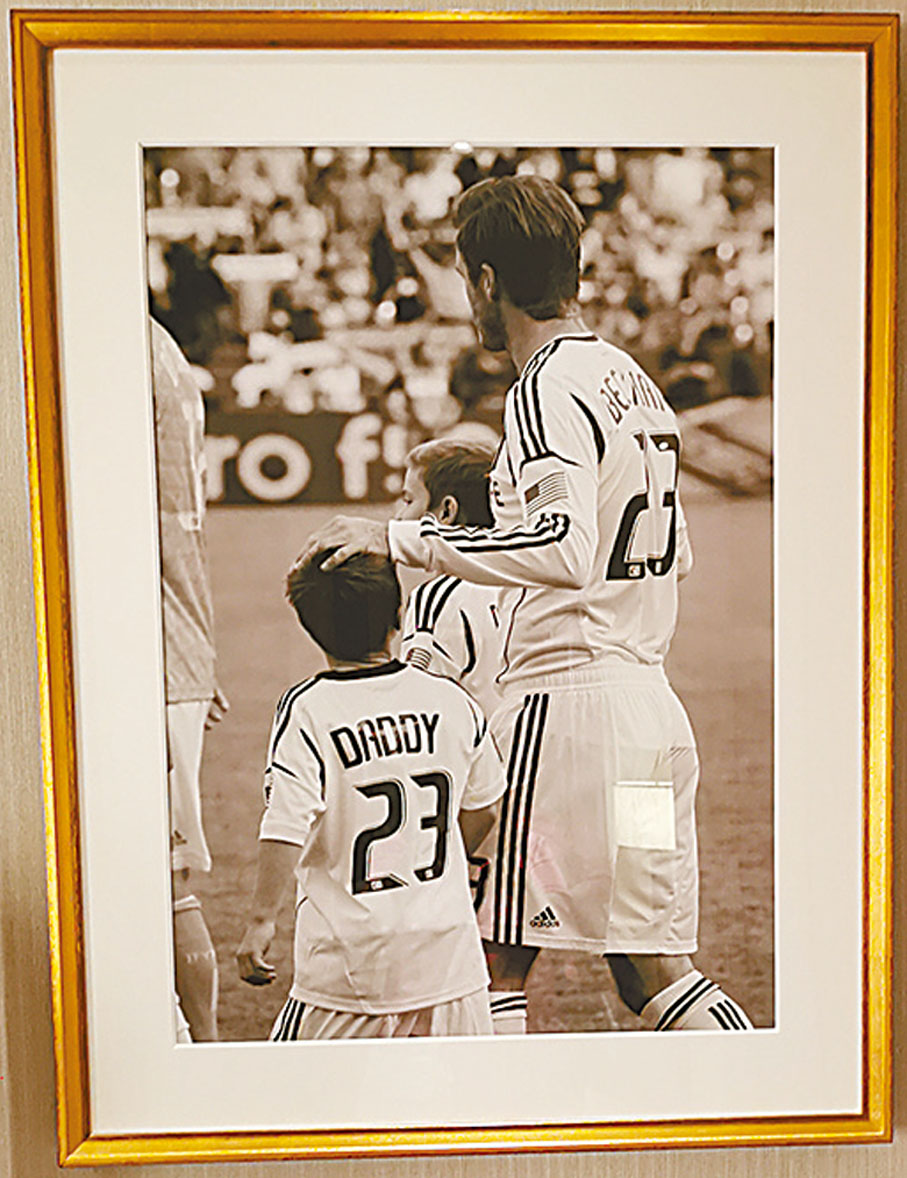 ◆走廊和房間內都有碧咸的相片