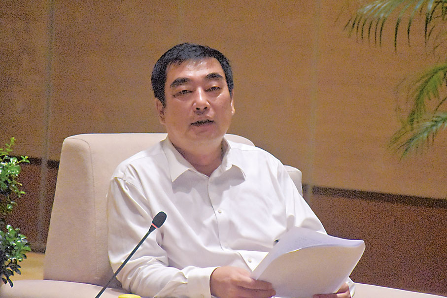 ◆瓊海市委書記田志強向長期以來關心支援瓊海發展建設的香港海南社團總會表示誠摯感謝。