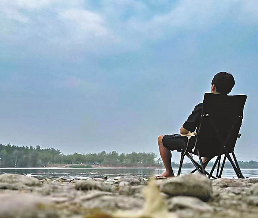 ◆閒暇時，趙兆喜歡去戶外露營感受自然之樂。