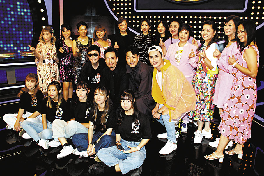 ◆《破毒強人》一眾演員與參賽選手影大合照。