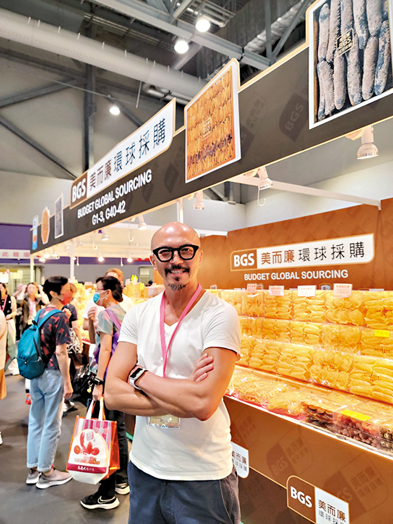 ◆ 攤位店東陳先生