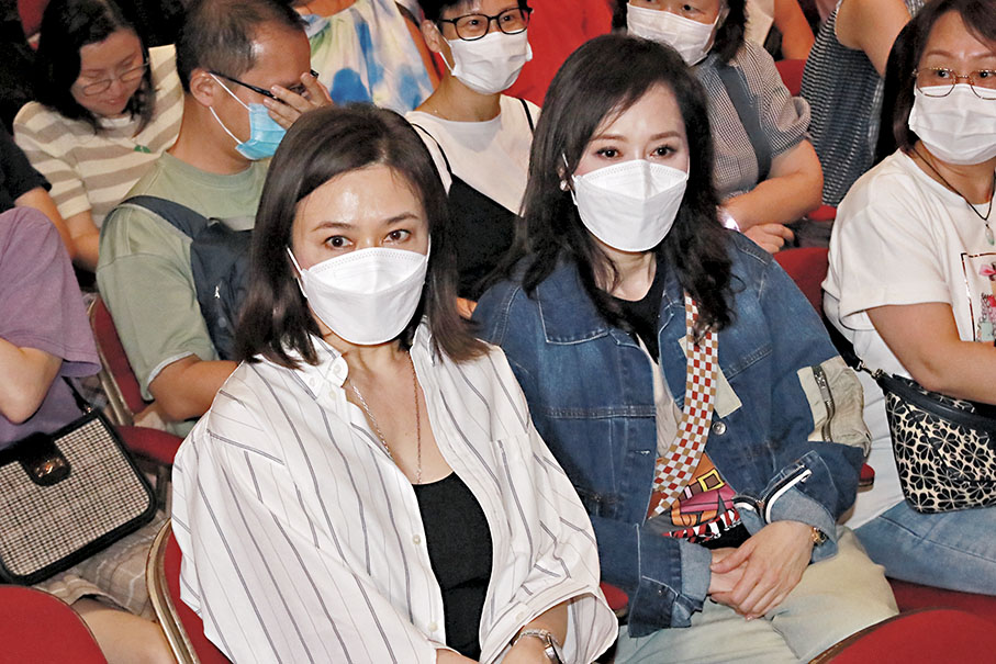 ◆ 關之琳、顧紀筠現身捧場。