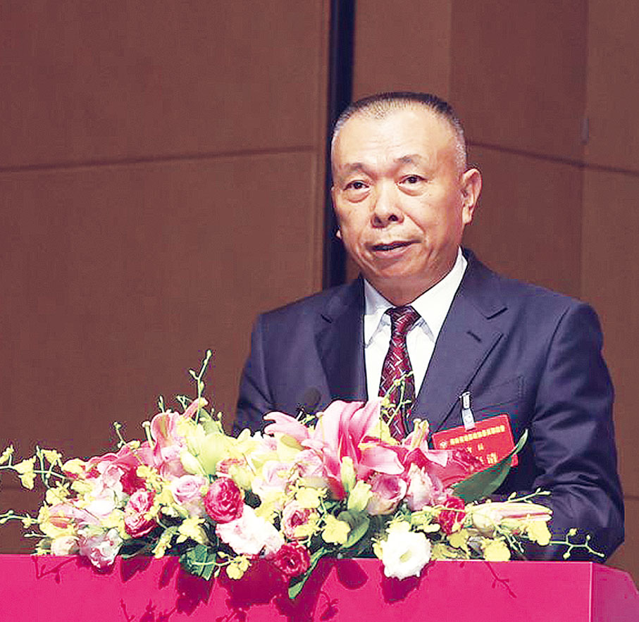 ◆海南省港區政協委員聯誼會會長云海清致辭。