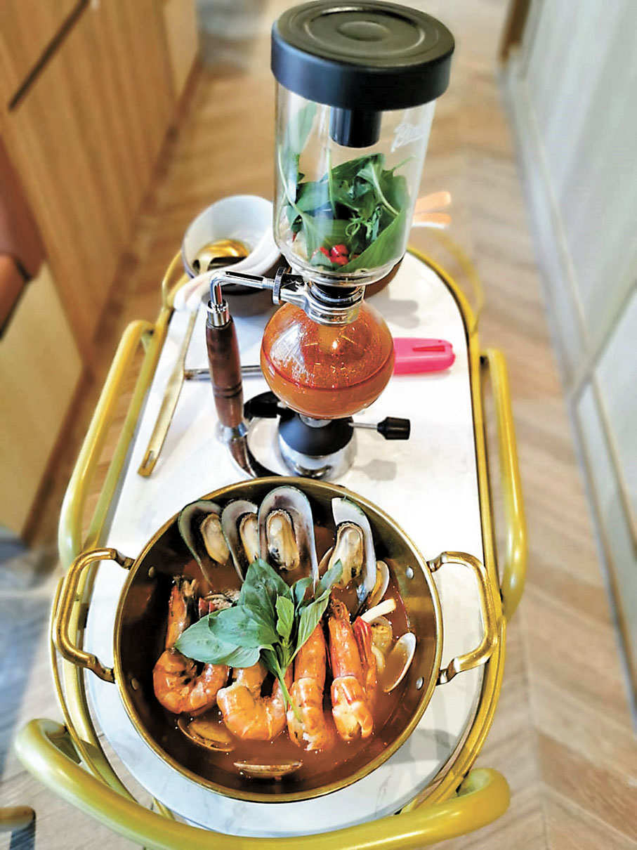 ◆虹吸式冬陰公海鮮湯