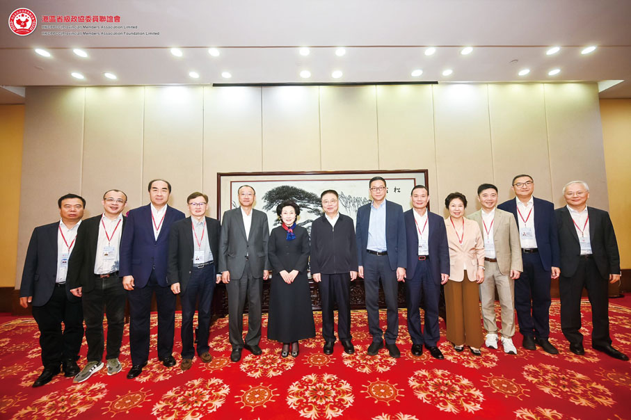 ◆湖北省委書記王蒙徽會見考察團一行。