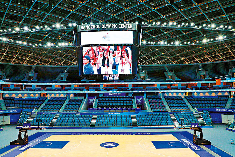 ◆杭州奧體中心體育館擁有一塊「冰籃轉換」場地。